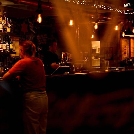 Beer Deluxe Albury Otel Dış mekan fotoğraf
